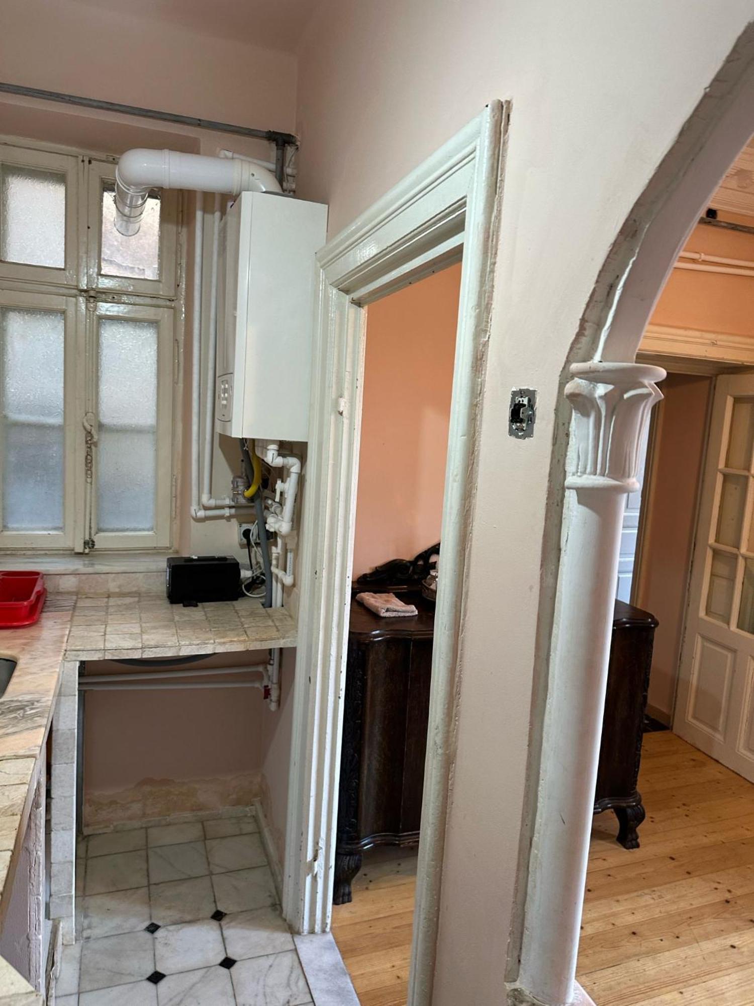 Old Town Apartment Next To Sea Констанца Екстериор снимка