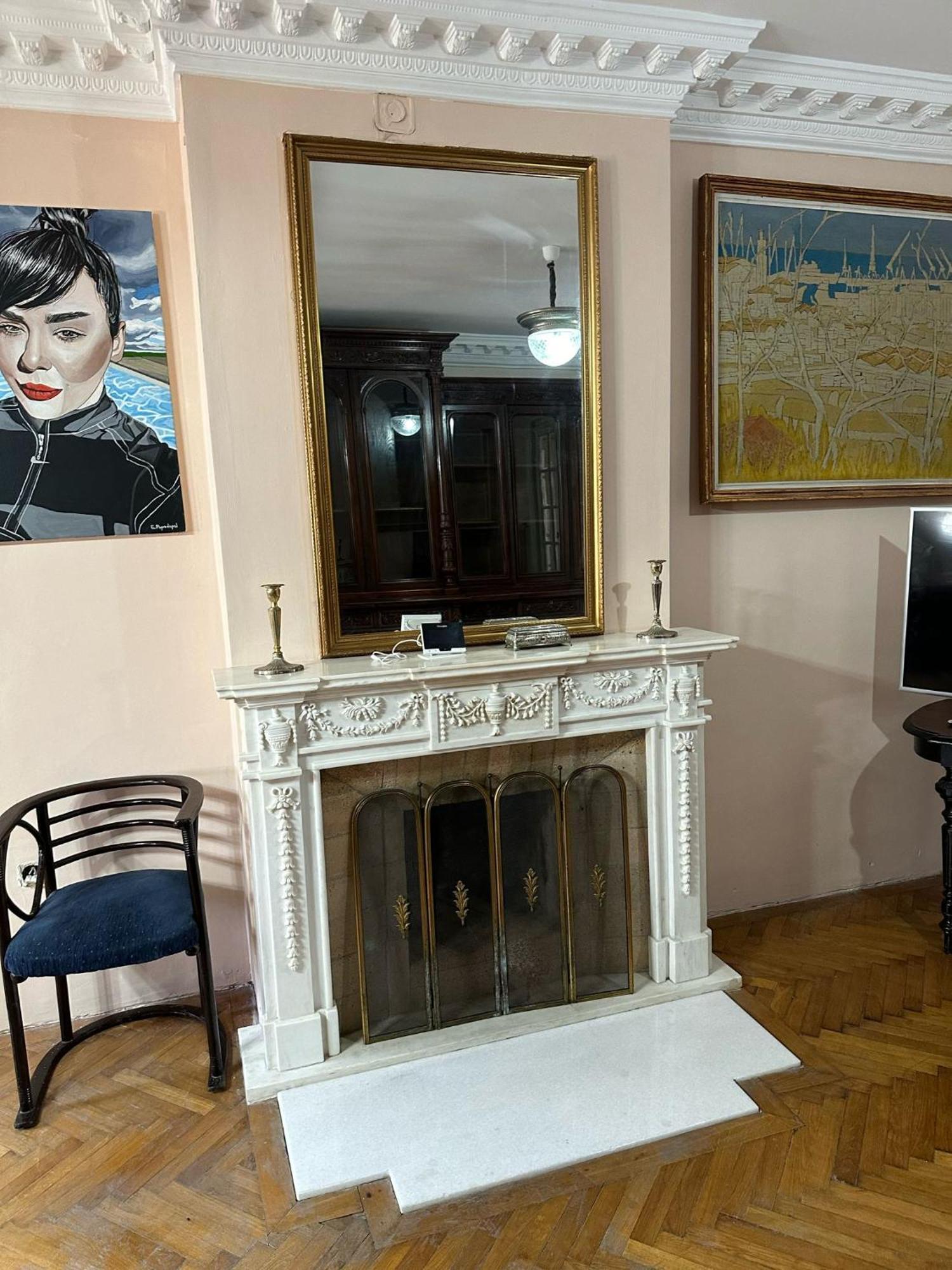 Old Town Apartment Next To Sea Констанца Екстериор снимка